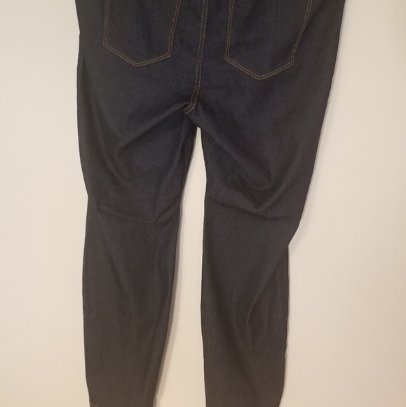 Old Navy plus size skinny jeans - Picture 3 of 4